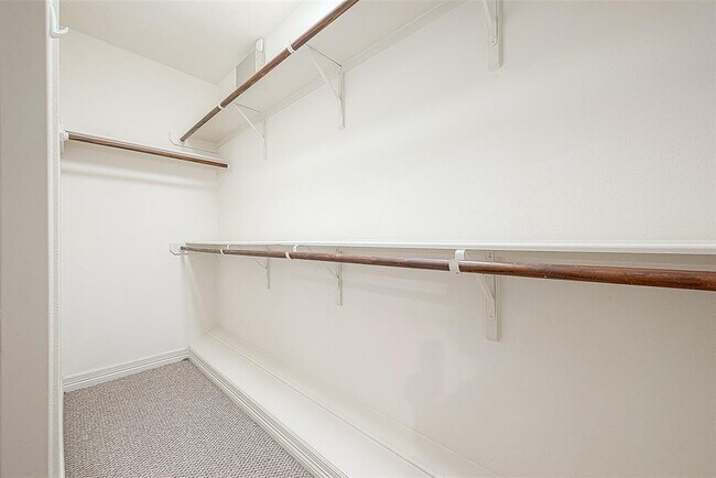 Building Photo - 6014 Hamman St