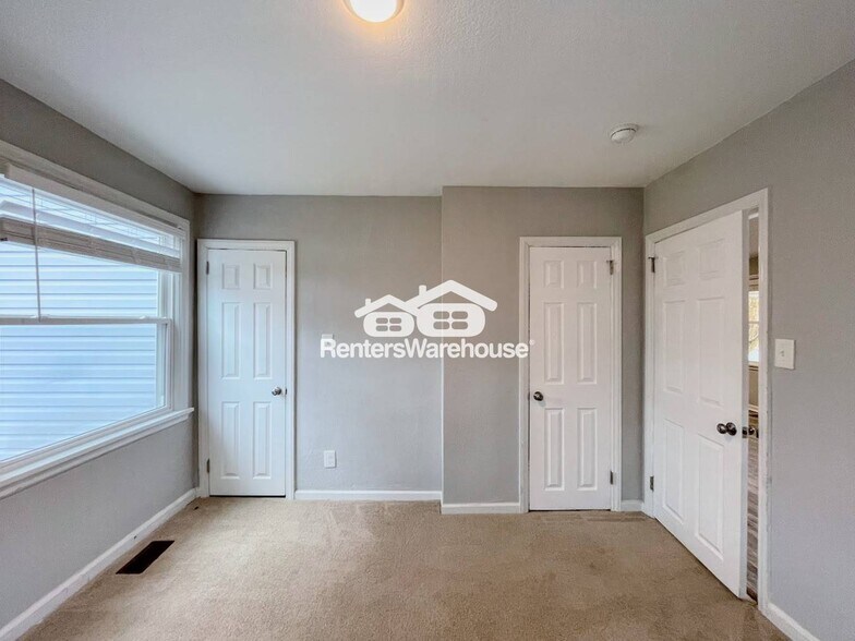 Building Photo - 3508 Creig St