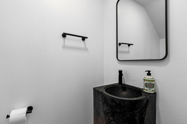 Building Photo - 16202 Lasting Light Ln