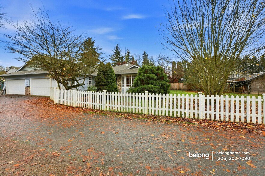 Building Photo - 15119 182nd Ave SE