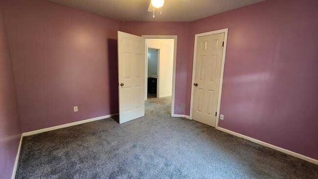 Building Photo - 1585 Devon Way