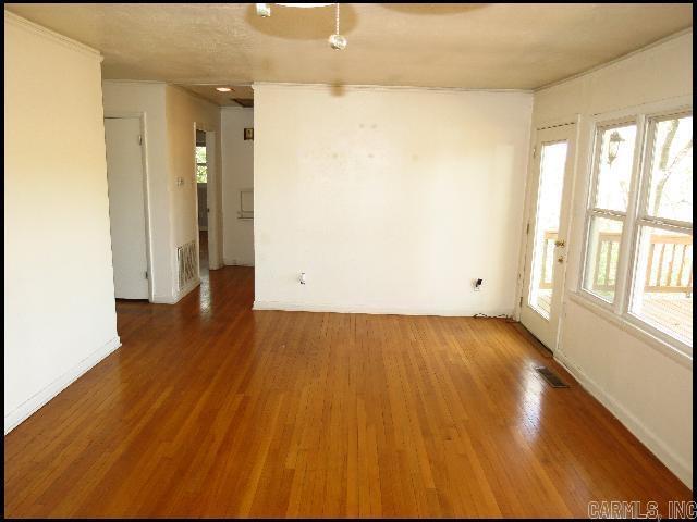 Building Photo - 1601 Garland Ave