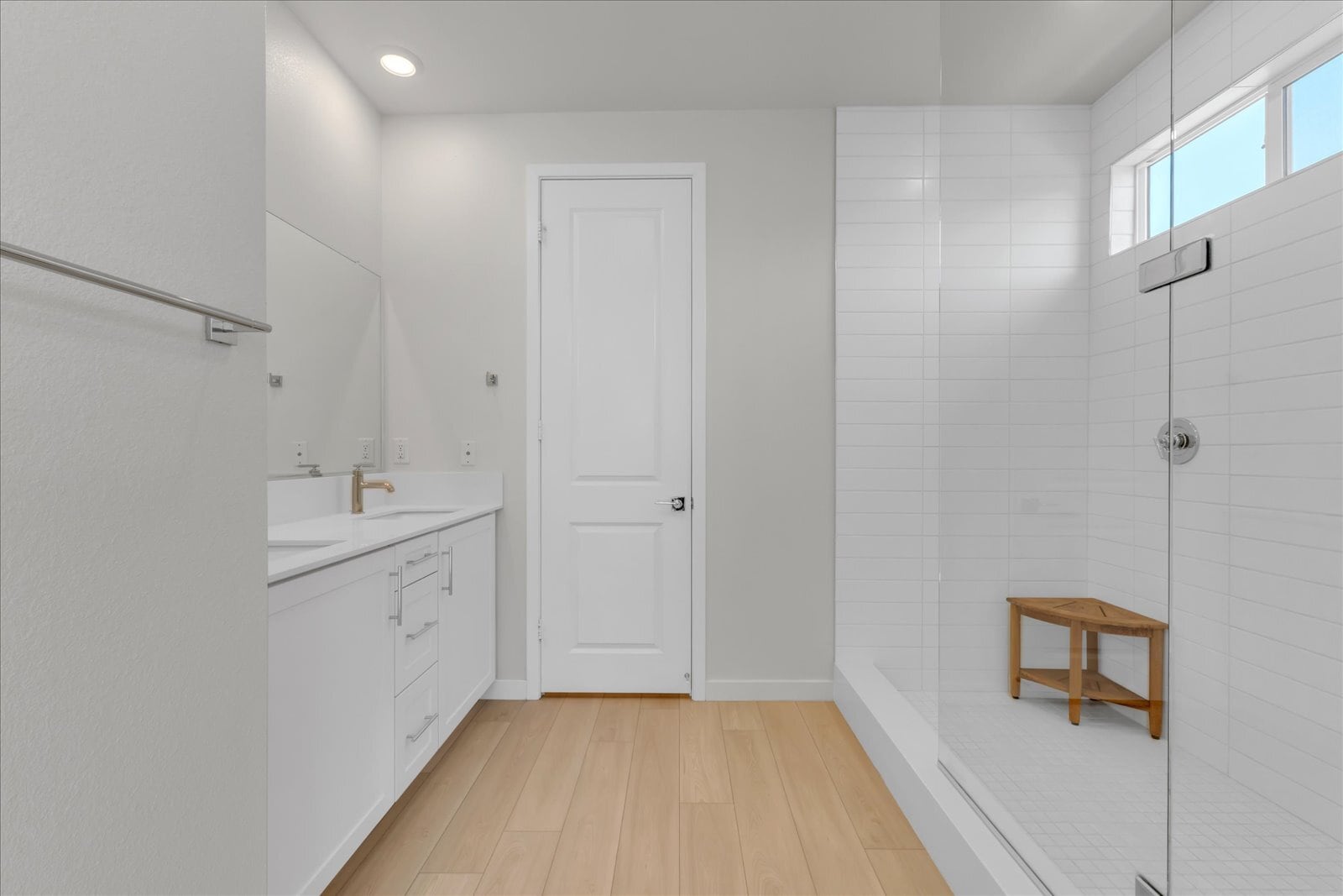 Building Photo - 27116 Valley Oak Pl