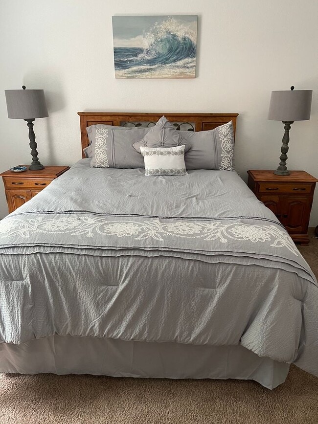 Building Photo - 2168