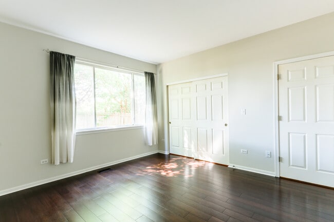 Building Photo - 2973 Kentshire Cir