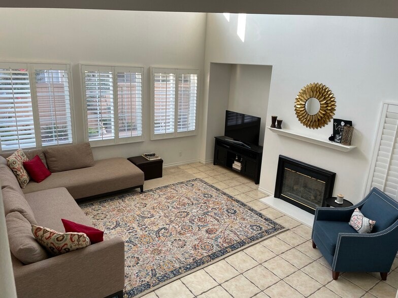 Building Photo - 21 Bradford