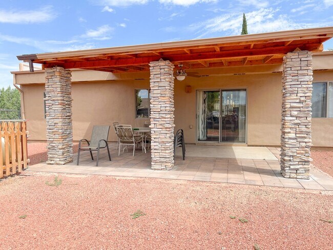 Building Photo - HOUSE - RIMROCK/MONTEZUMA