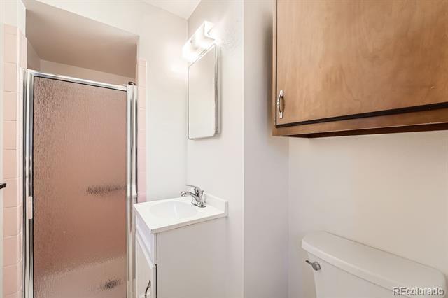 Building Photo - 944 S Potomac Ct