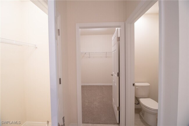 Building Photo - 514 NW 1st Ln