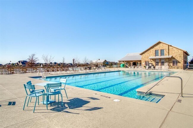 Building Photo - 4031 Heatherton Dr