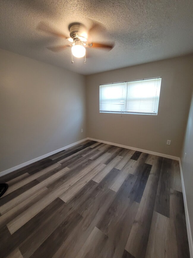 Building Photo - 8085 Omaha Cir