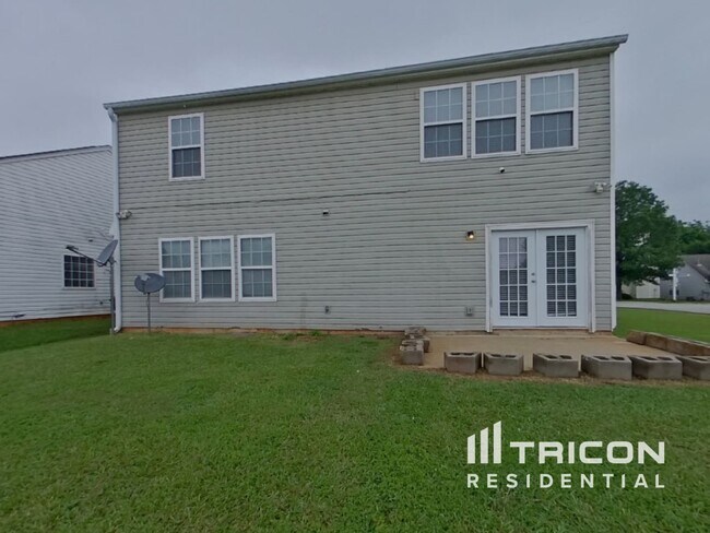 Building Photo - 1740 Courtyard Ln