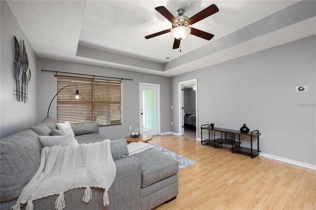Building Photo - 1608 NE 45th Pl