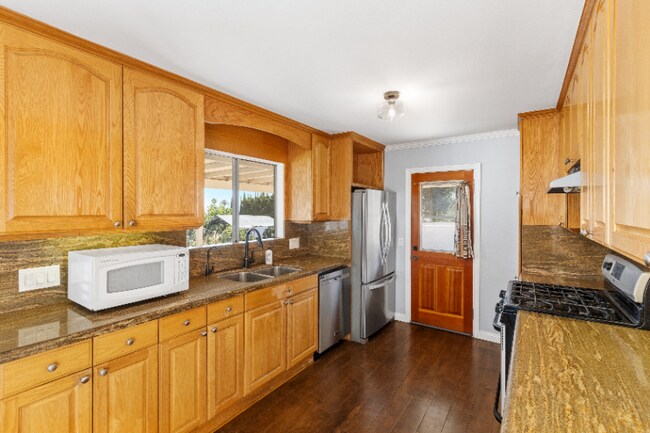 Building Photo - 1519 Tibidabo Dr