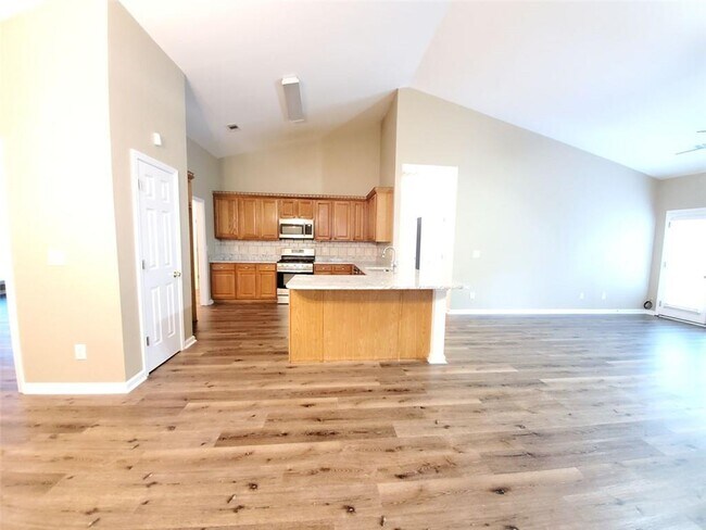 Building Photo - 3878 Hannahberry Pl