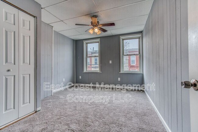 Building Photo - 1253 Sargeant St