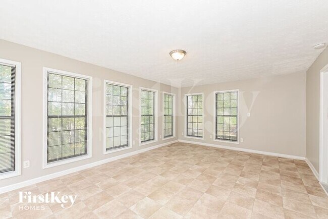 Building Photo - 2848 Maple Grove Dr