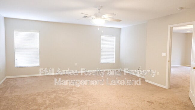 Building Photo - 6955 Lake Eaglebrooke Dr