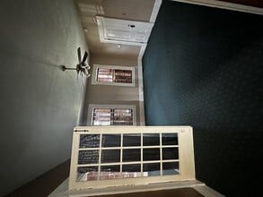 Building Photo - 415 Iowa Ave