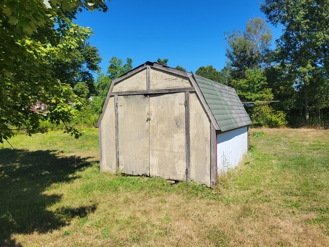 Building Photo - 1494 Thompson Rd