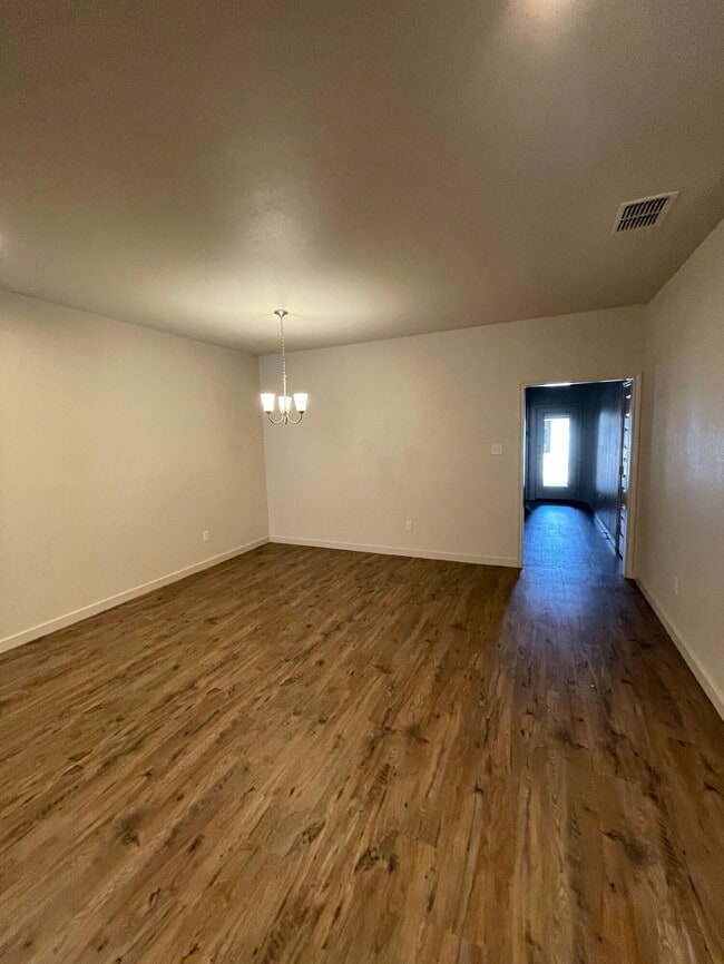 Building Photo - 2527 134th St