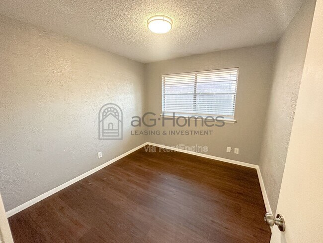 Building Photo - 7609 NW 28th St