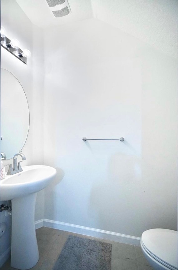 Building Photo - 378 NE 47th Pl