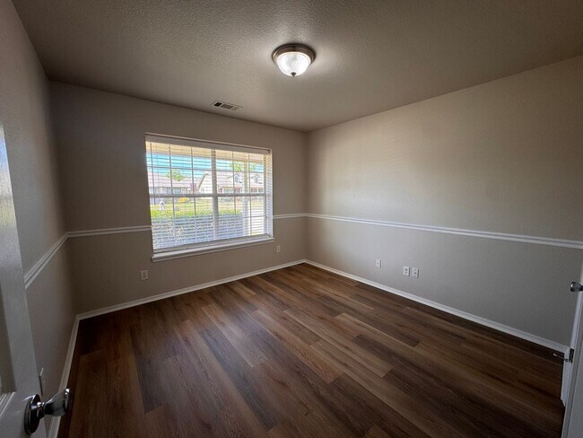 Building Photo - 3 Bedroom 2 bath Bixby Schools