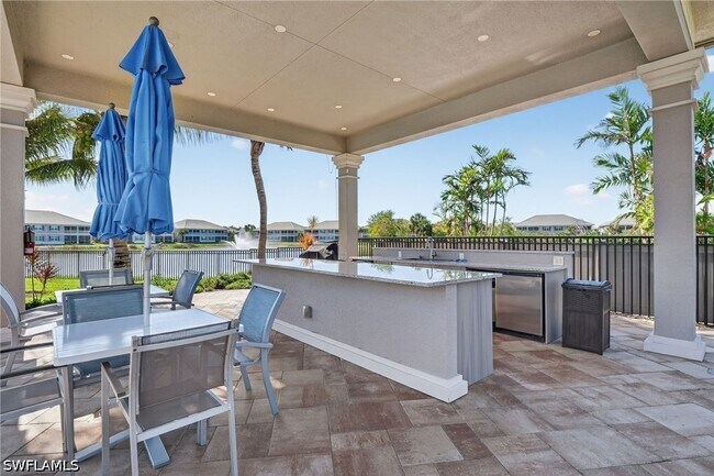 Building Photo - 286 Indies Dr E