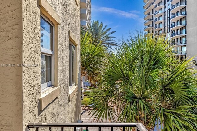 Building Photo - 8900 Collins Ave