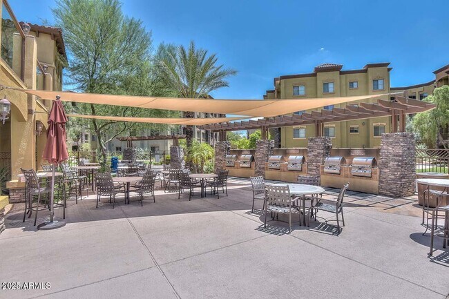 Building Photo - 5350 E Deer Valley Dr