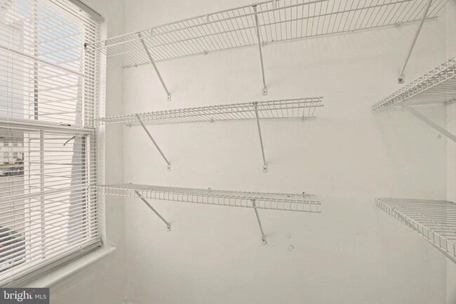 Building Photo - 14805 Strawberry Ln