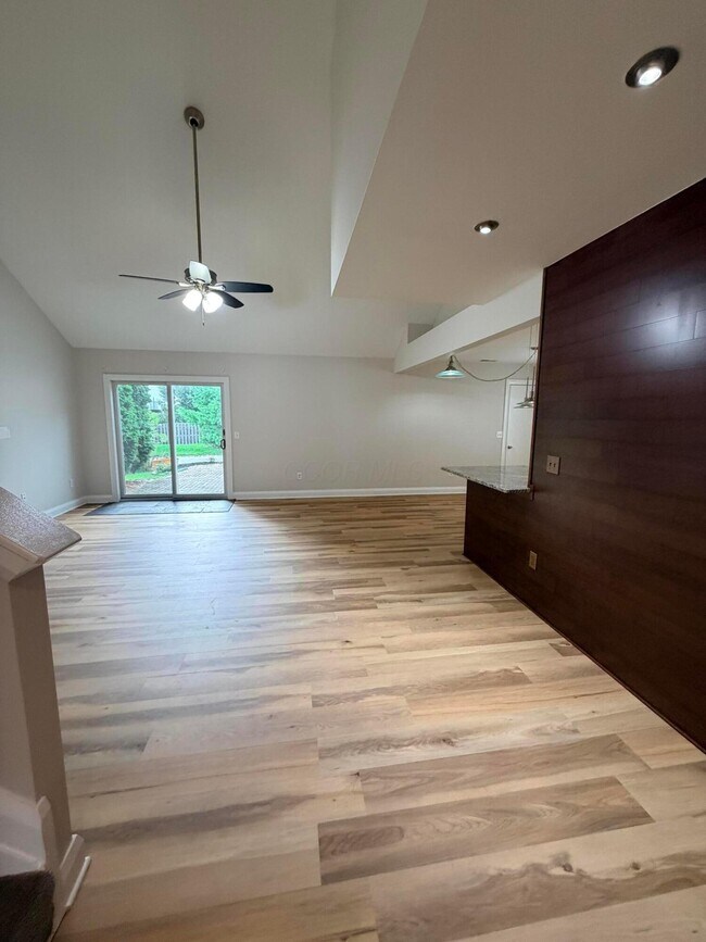 Building Photo - 9327 Polaris Green Dr