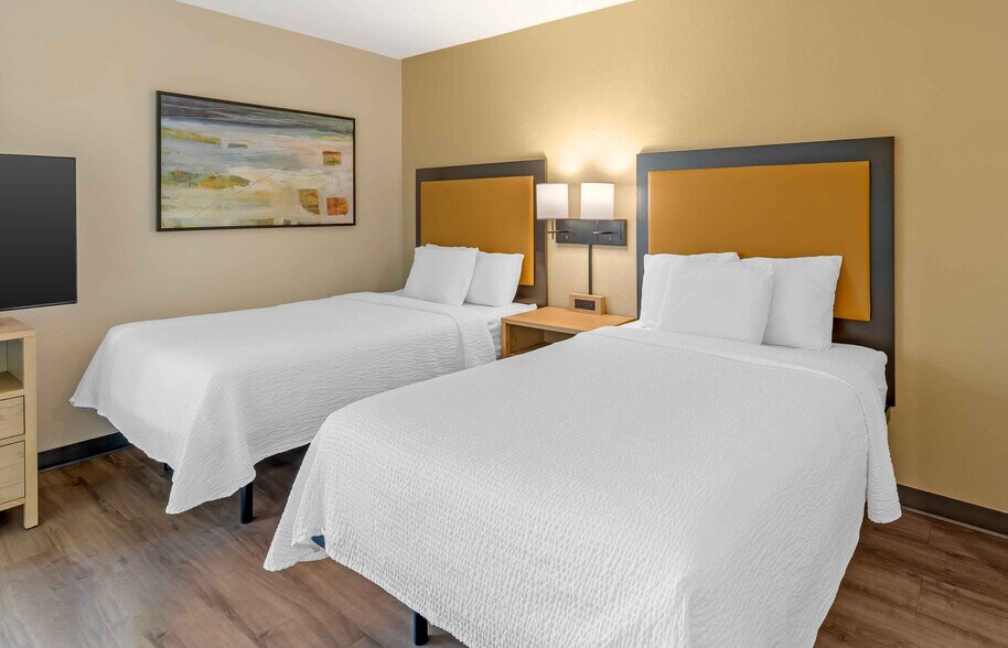 Building Photo - Furnished Studio-Melbourne - Airport
