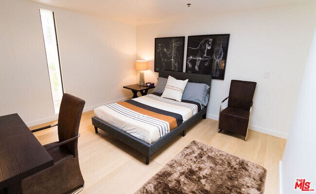 Building Photo - 27102 Malibu Cove Colony Dr