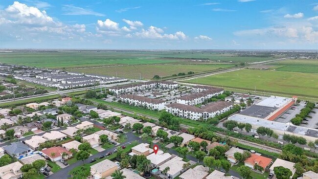 Building Photo - 15452 SW 138th Terrace