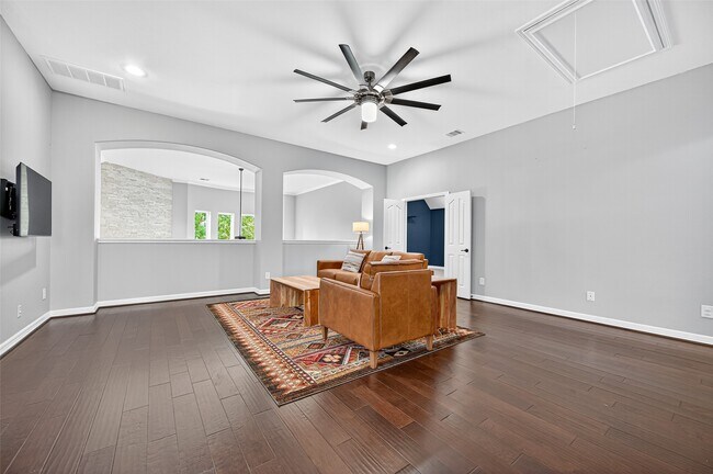 Building Photo - 6854 Adrienne Arbor Dr