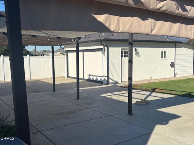 Building Photo - 763 W Dike St