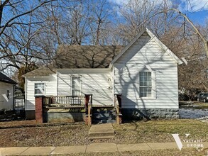 Building Photo - Cozy Two-Bedroom, One-Bathroom Rental Home...