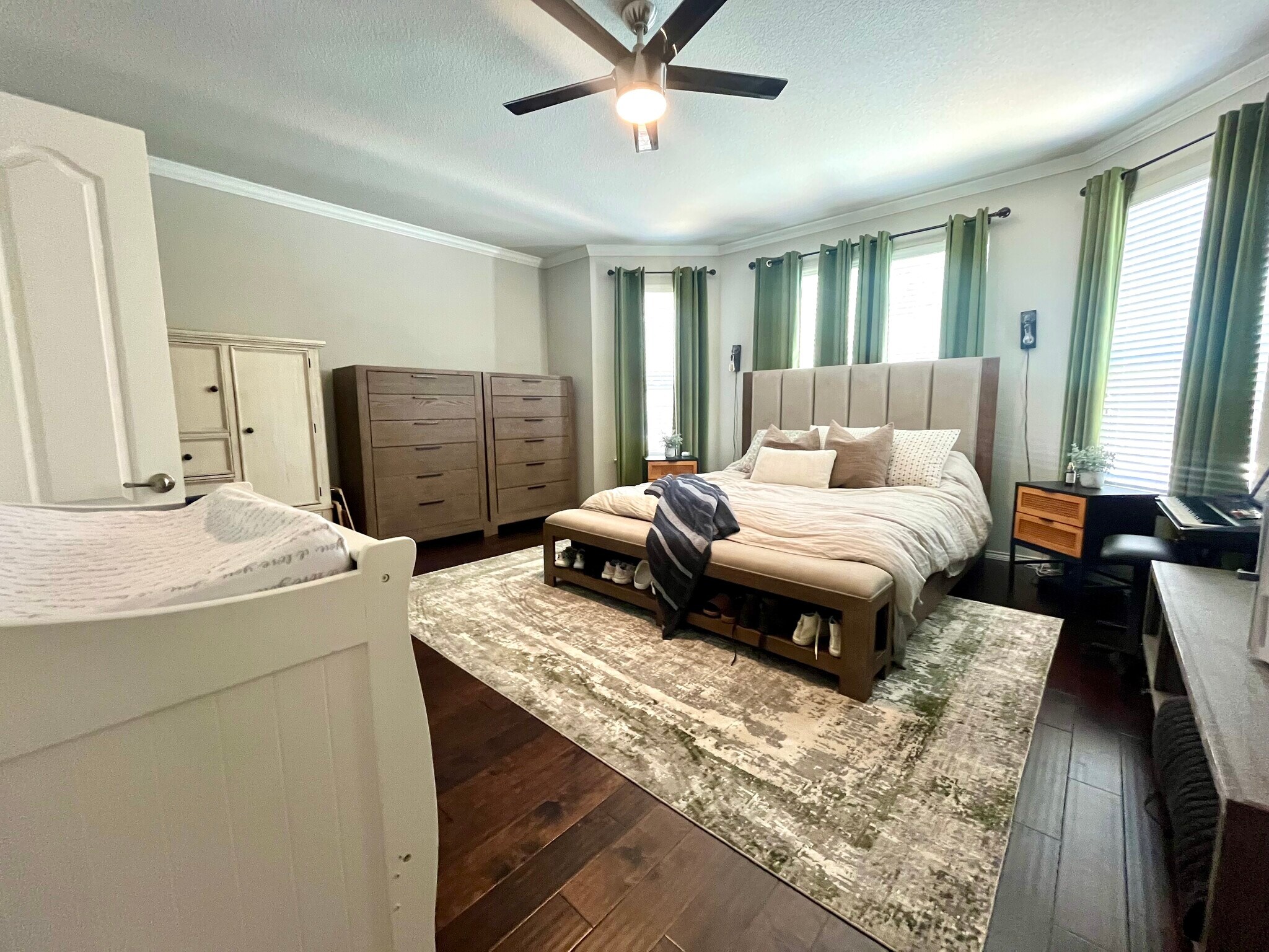 Building Photo - 2432 Whispering Pines Dr