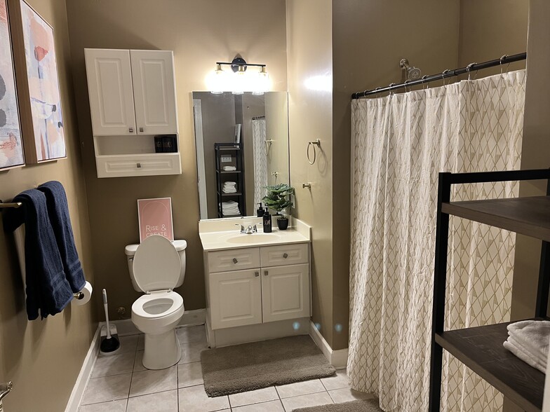 Primary Bathroom - 9155 Meadow Vista Rd