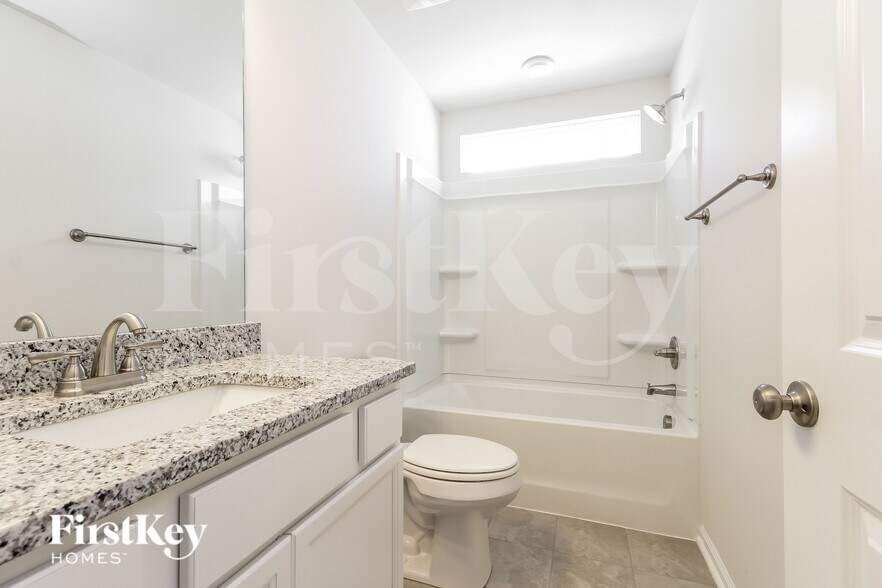 Building Photo - 425 Yoshino Cherry Dr