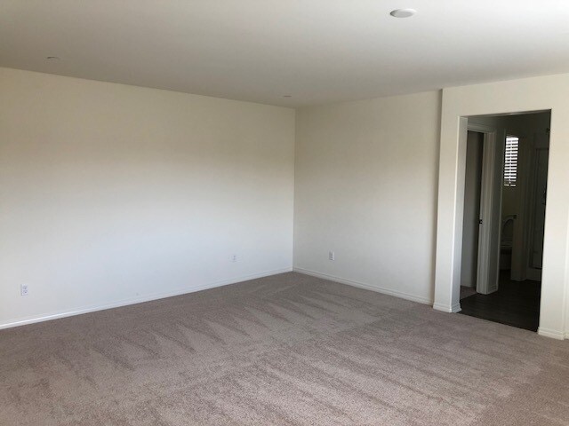 Building Photo - Like New- Home In Menifee!!!