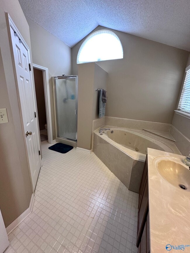 Building Photo - 200 Millstone Ln