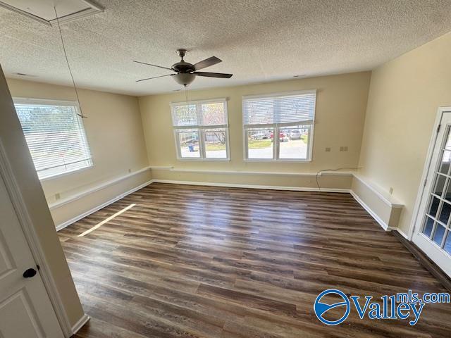 Building Photo - 1006 Wood Cir