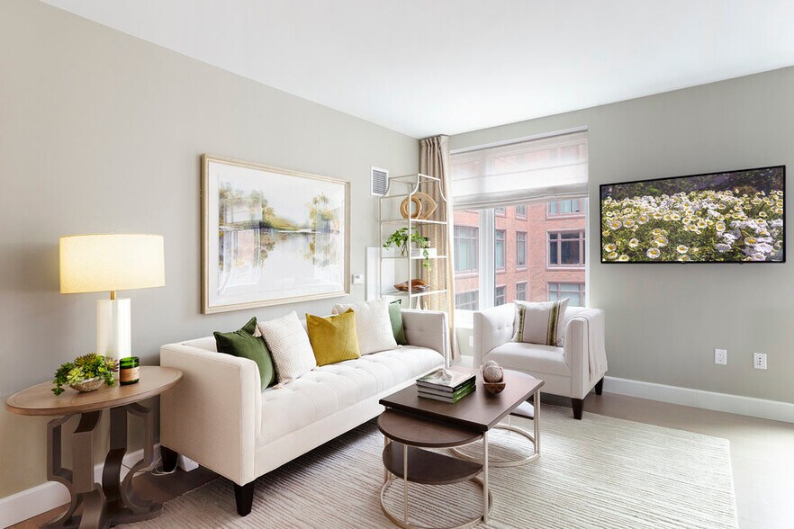 Building Photo - 100 Lovejoy Wharf