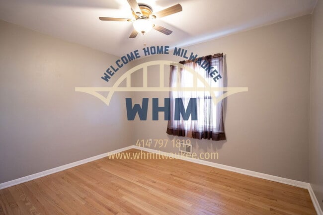 Building Photo - 2526 S 96th St