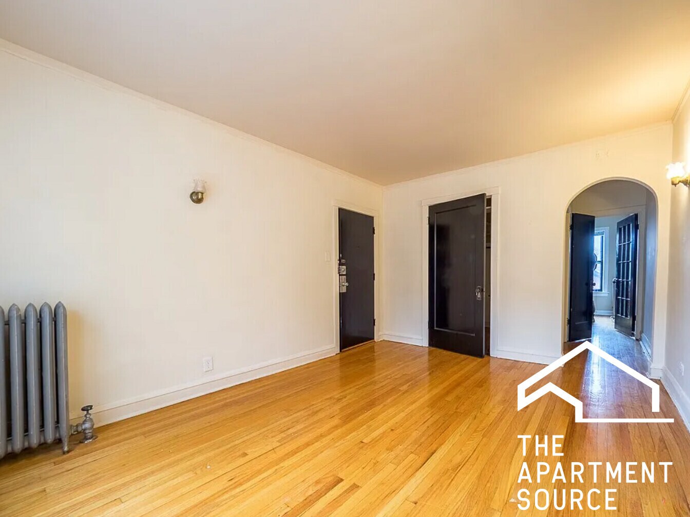 Building Photo - 4856 N Leavitt St