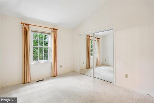 Building Photo - 8912 Barrowgate Ct