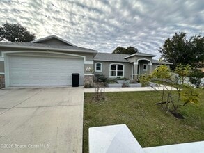 Building Photo - 650 Rockinghorse Rd